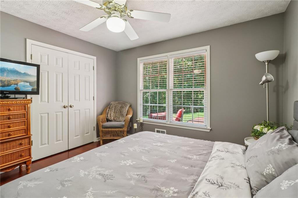 Flowery Branch, Georgia, 30542, United States, 4 Bedrooms Bedrooms, ,3 BathroomsBathrooms,Residential,For Sale,1923417