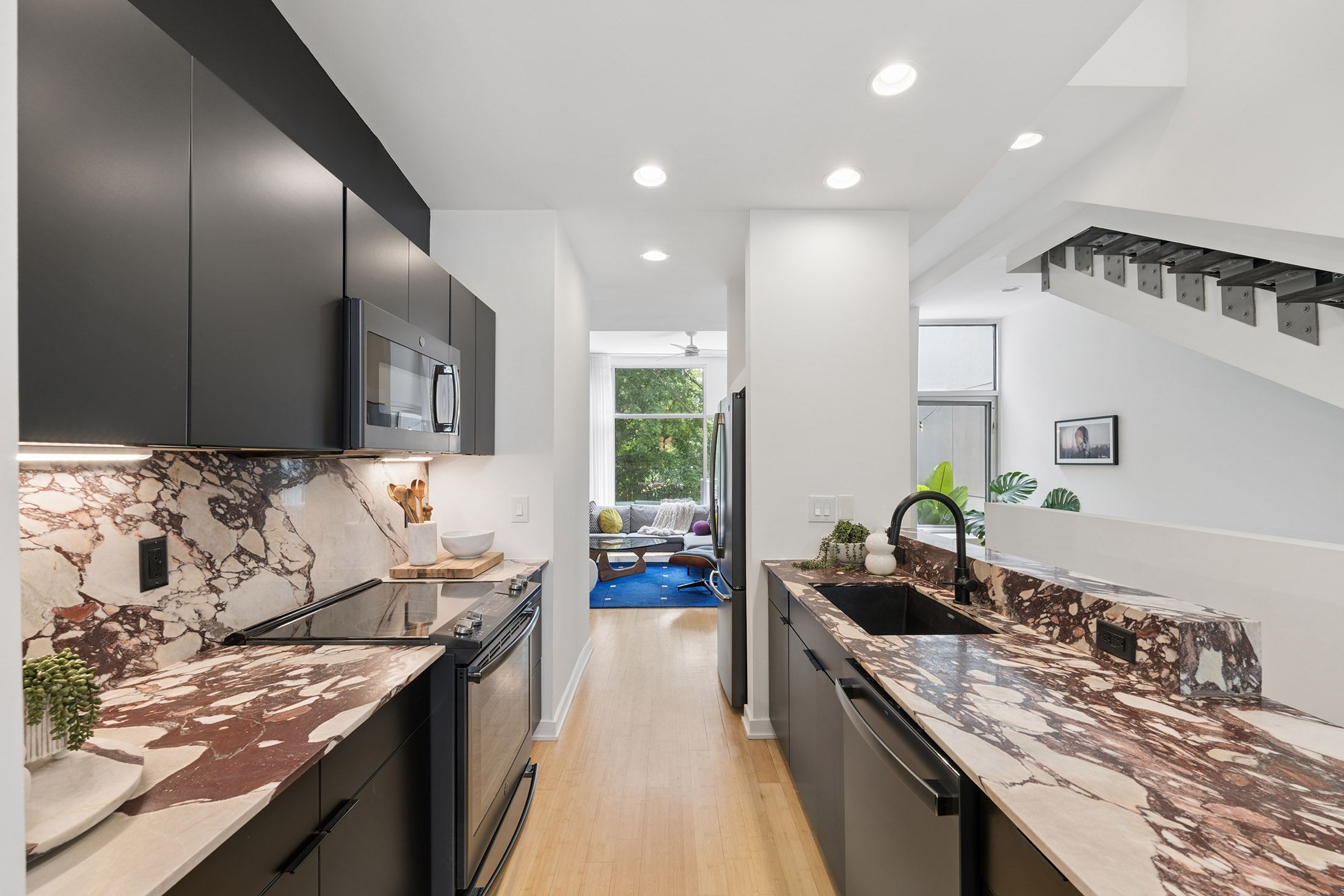  Designer-finished, Three-story Townhome in the Heart of East Atlanta Village - 物件實景