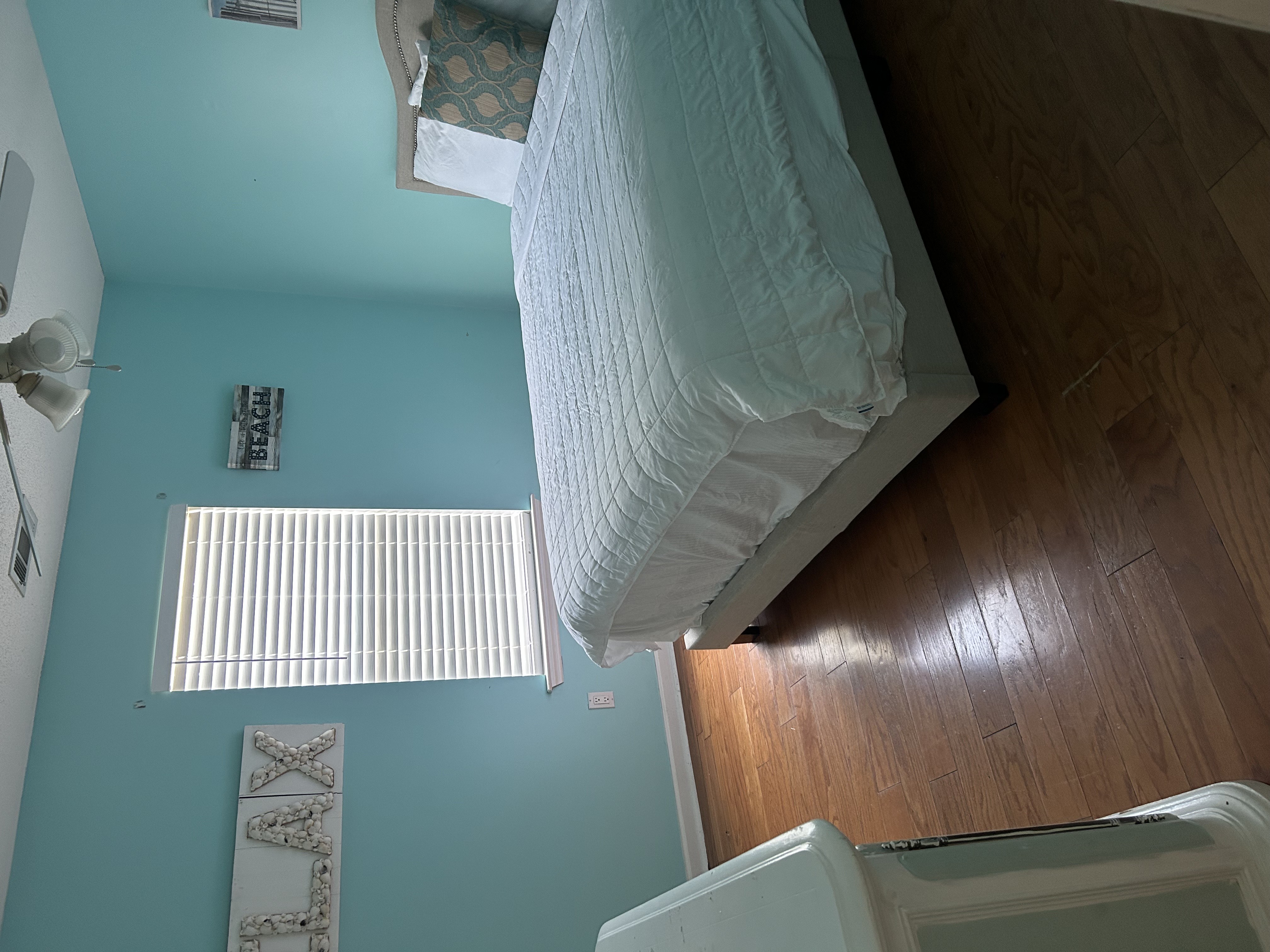 Savannah, Georgia, 31410, United States, 6 Bedrooms Bedrooms, ,3 BathroomsBathrooms,Residential,For Sale,1987064