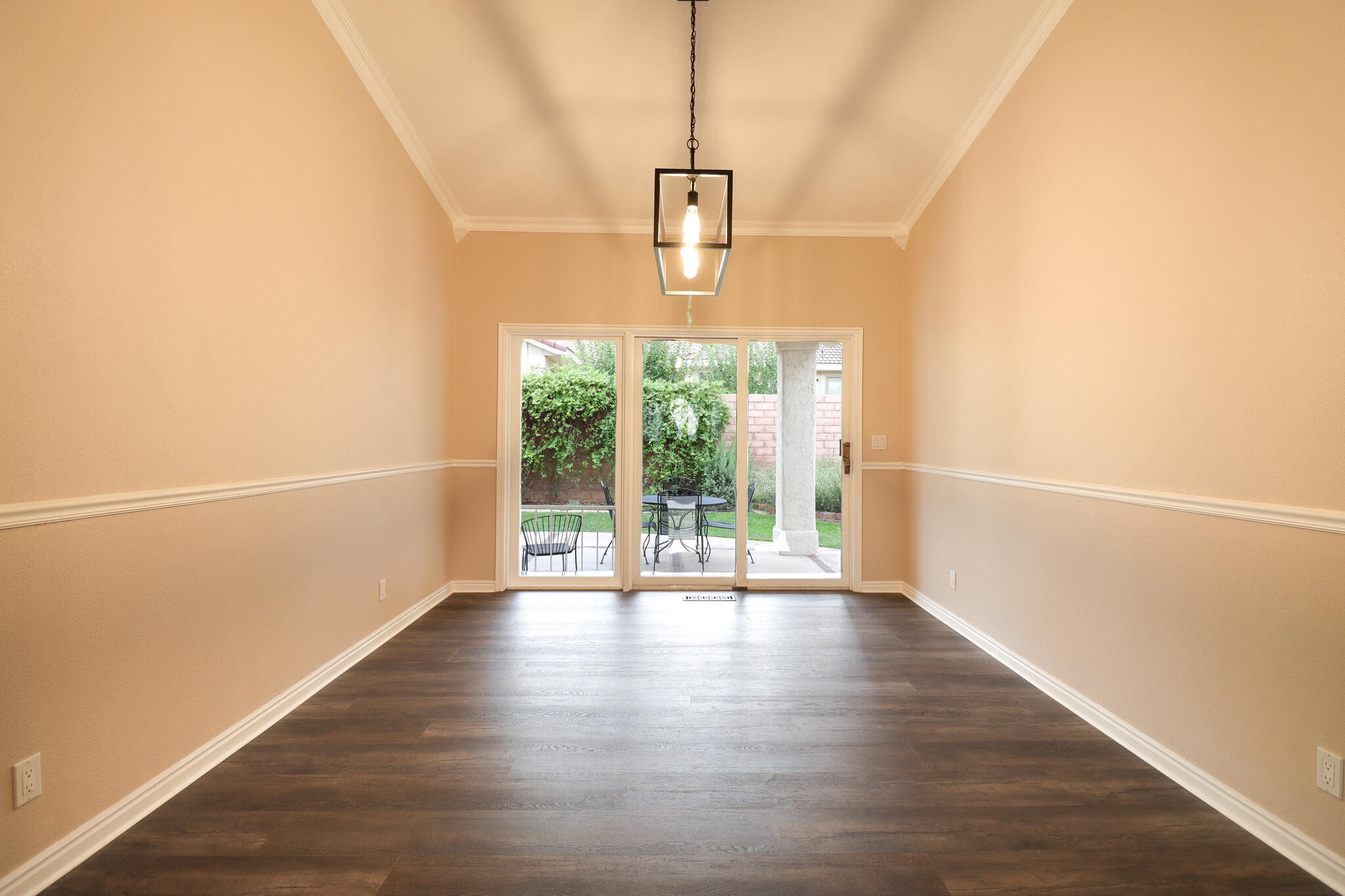 St George, Utah, 84790, United States, 6 Bedrooms Bedrooms, ,Residential,For Sale,1839961