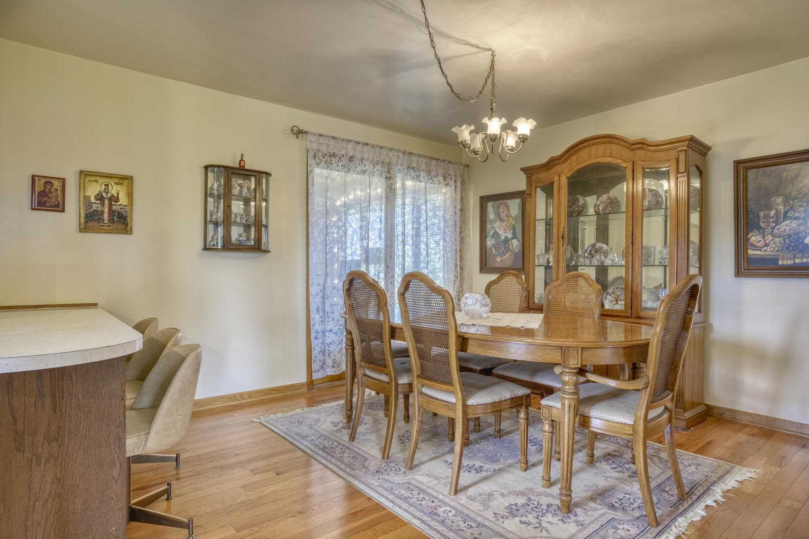 Crown Point, Indiana, 46307, United States, 5 Bedrooms Bedrooms, ,3 BathroomsBathrooms,Residential,For Sale,1928021