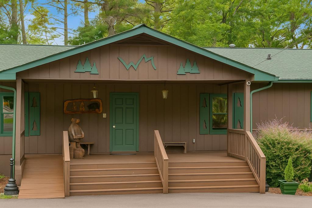 Ellijay, Georgia, 30536, United States, 4 Bedrooms Bedrooms, ,4 BathroomsBathrooms,Residential,For Sale,1888522
