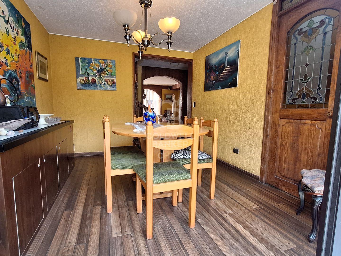 Lo Barnechea, Chile, 4 Bedrooms Bedrooms, ,3 BathroomsBathrooms,Residential,For Sale,1956985