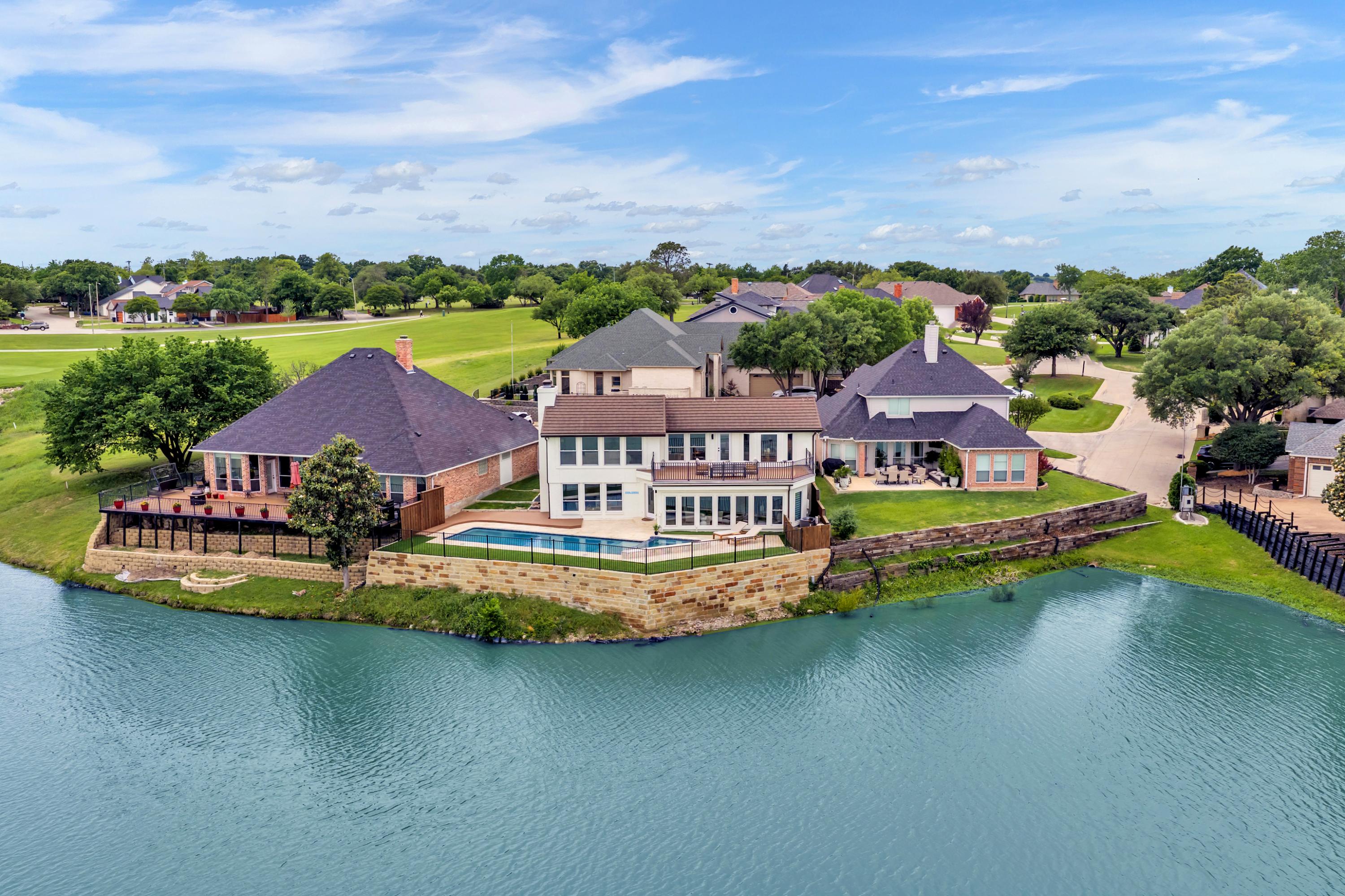  A Private Vantage Point Above the 18th Green, Sweeping Views, and a Lap Pool - 物件實景