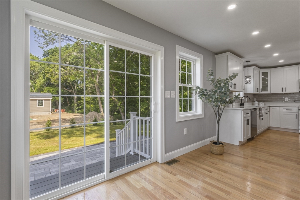 Attleboro, Massachusetts, 02703, United States, 4 Bedrooms Bedrooms, ,3 BathroomsBathrooms,Residential,For Sale,1924385