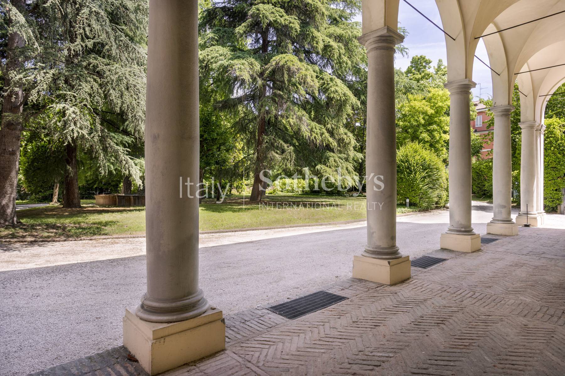  Elegant Historic Villa with Private Park and Rooftop Garden - 物件實景