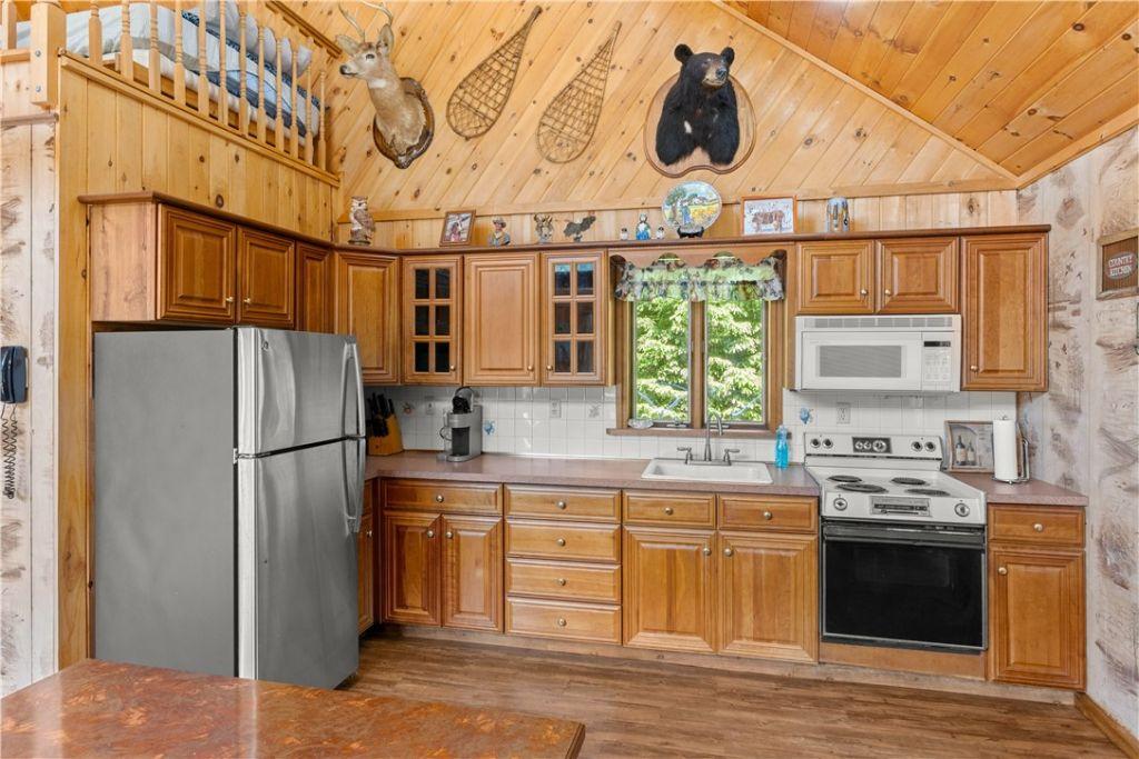 New Kingston, New York, 12459, United States, 2 Bedrooms Bedrooms, ,1 BathroomBathrooms,Residential,For Sale,1856509