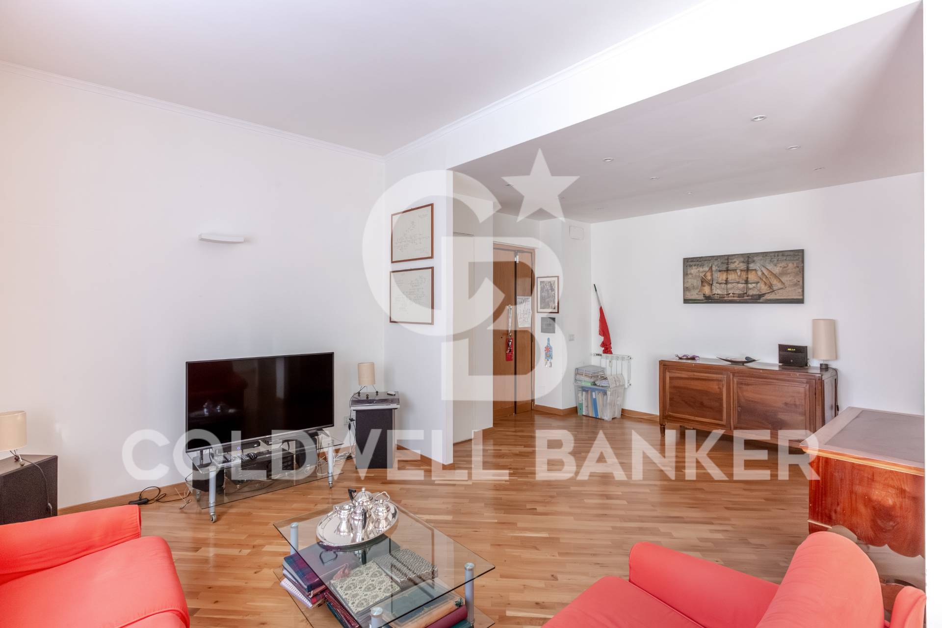 Roma, Roma, 00100, IT, 3 Bedrooms Bedrooms, ,2 BathroomsBathrooms,Residential,For Sale,1991854