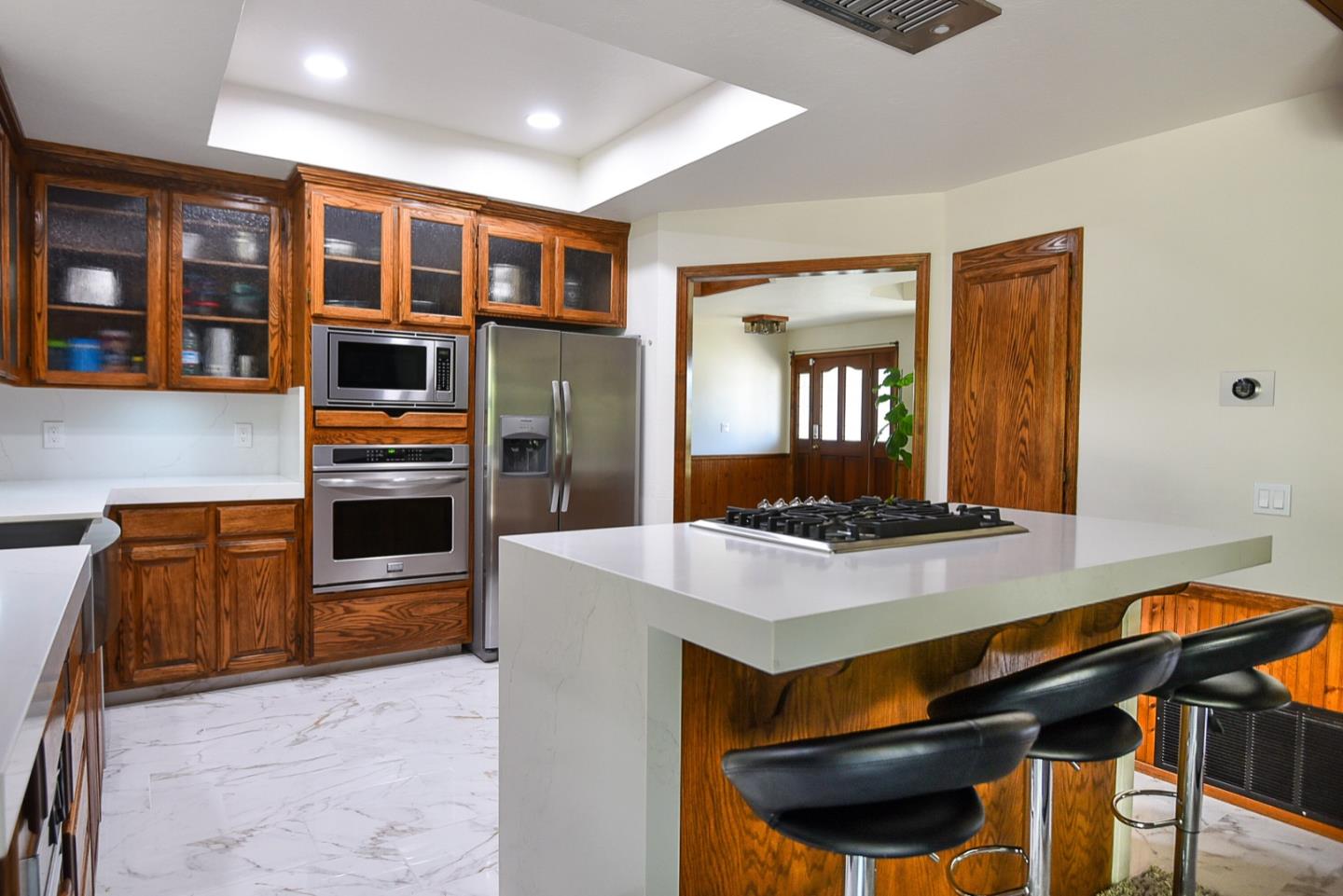 Hollister, California, 95023, United States, 3 Bedrooms Bedrooms, ,2 BathroomsBathrooms,Residential,For Sale,1983755