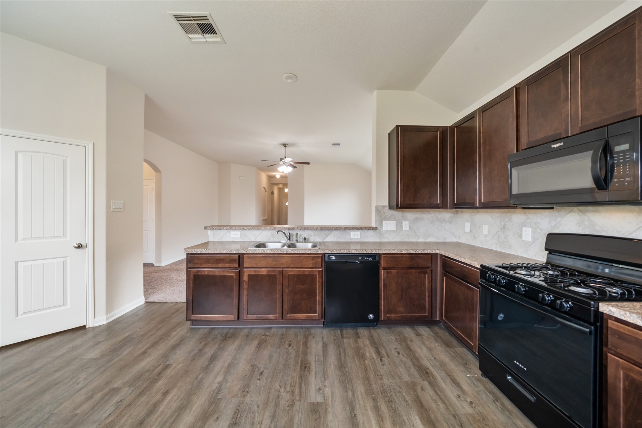  3626 Karissa Road - 物件實景