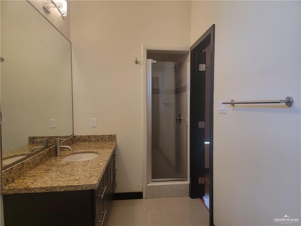 McAllen, Texas, 78503, United States, 5 Bedrooms Bedrooms, ,6 BathroomsBathrooms,Residential,For Sale,1708580