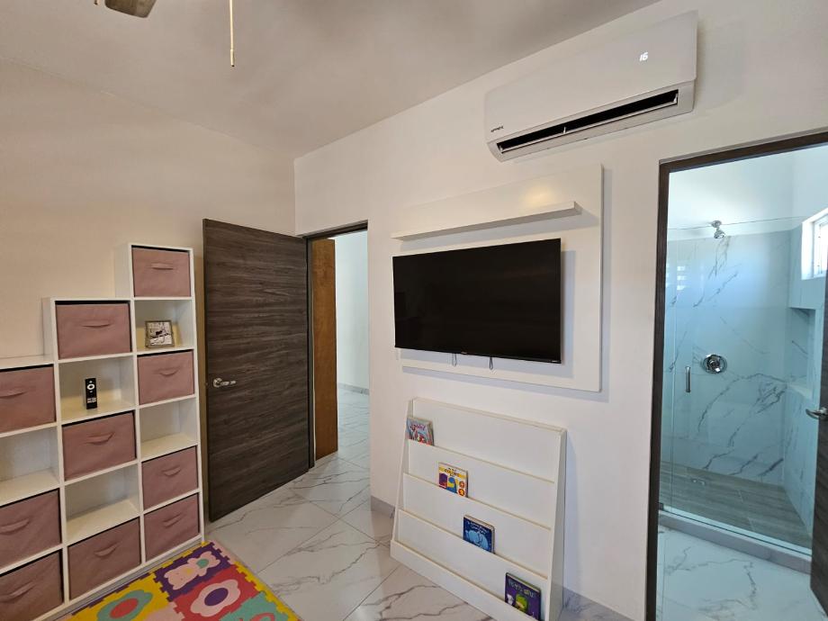 PASEO DEL CICLON, Torreón, Coahuila de Zaragoza, 27258, Mexico, 3 Bedrooms Bedrooms, ,3 BathroomsBathrooms,Residential,For Sale,PASEO DEL CICLON,1235284