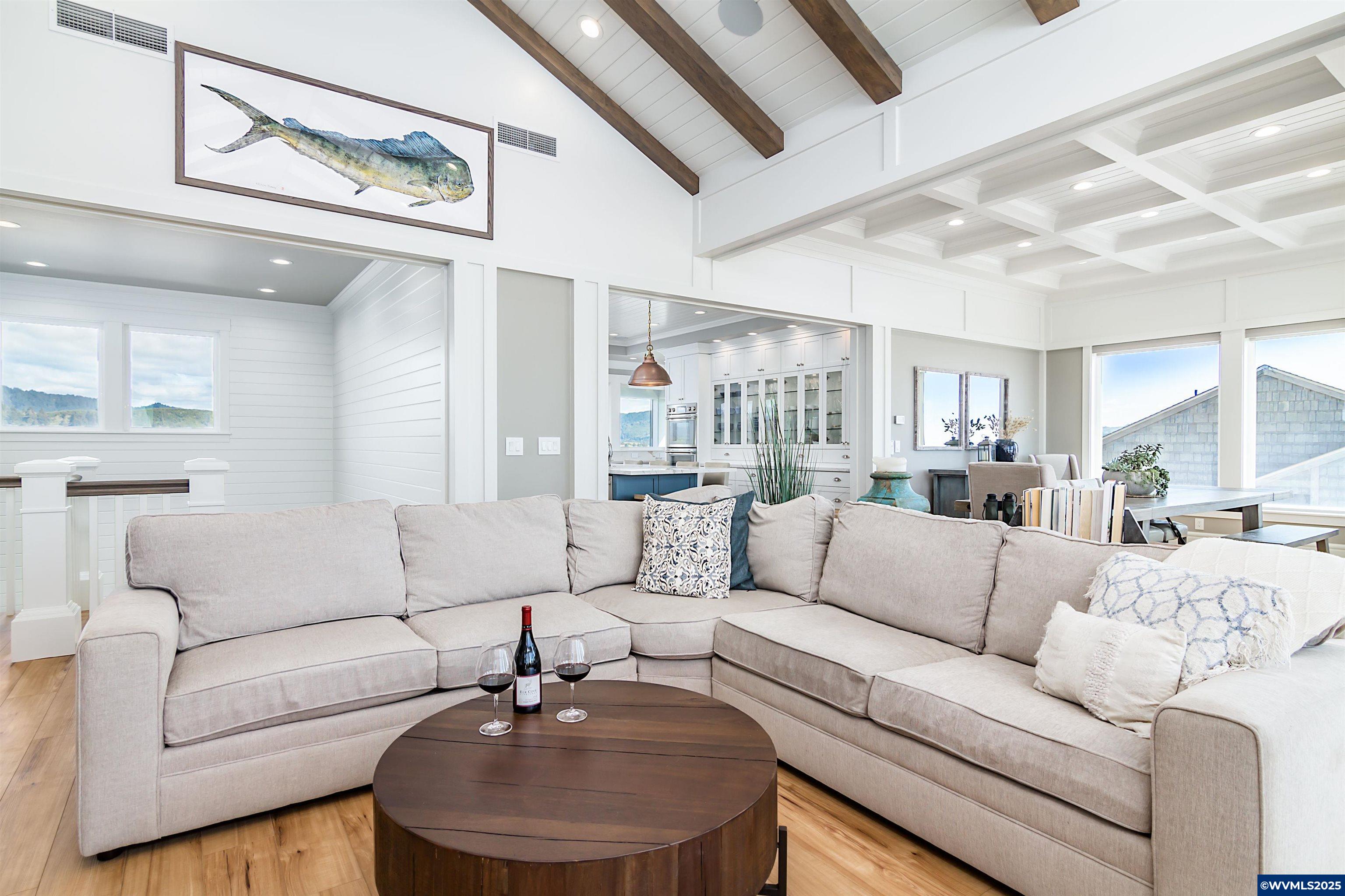 Gleneden Beach, Oregon, 97388, United States, 4 Bedrooms Bedrooms, ,6 BathroomsBathrooms,Residential,For Sale,1793897