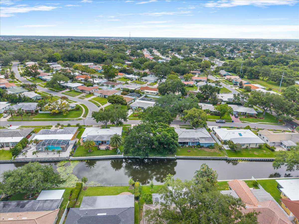 Seminole, Florida, 33772, United States, 3 Bedrooms Bedrooms, ,2 BathroomsBathrooms,Residential,For Sale,2048345