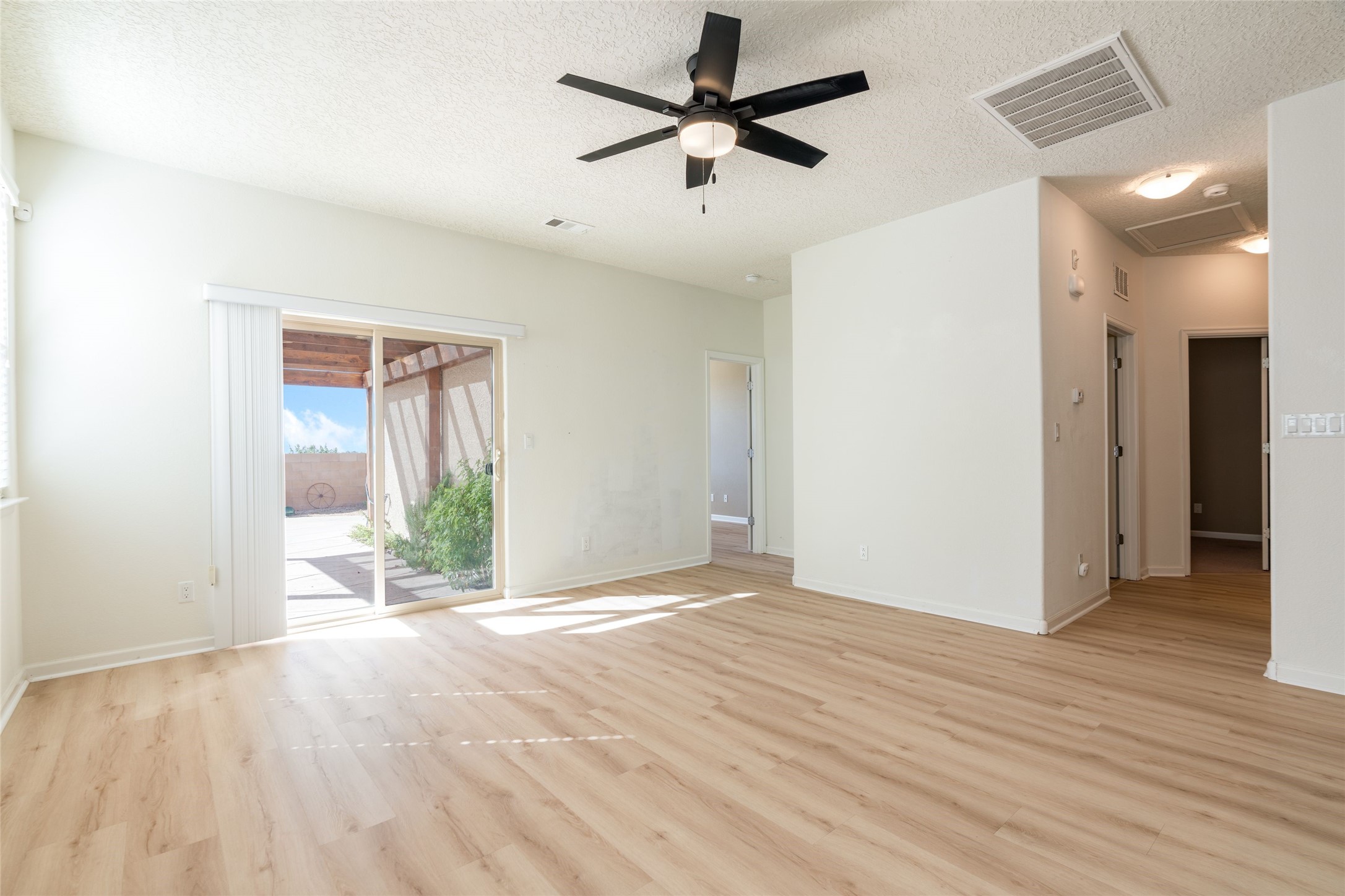  4010 Sierra Alta Ave NE - 物件實景
