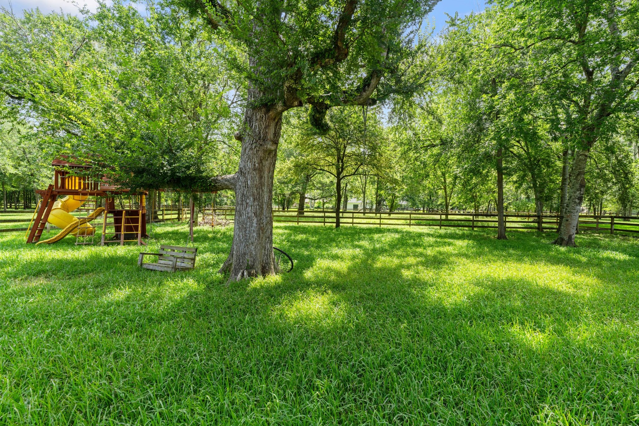  3422 Woodbine Drive - 物件實景