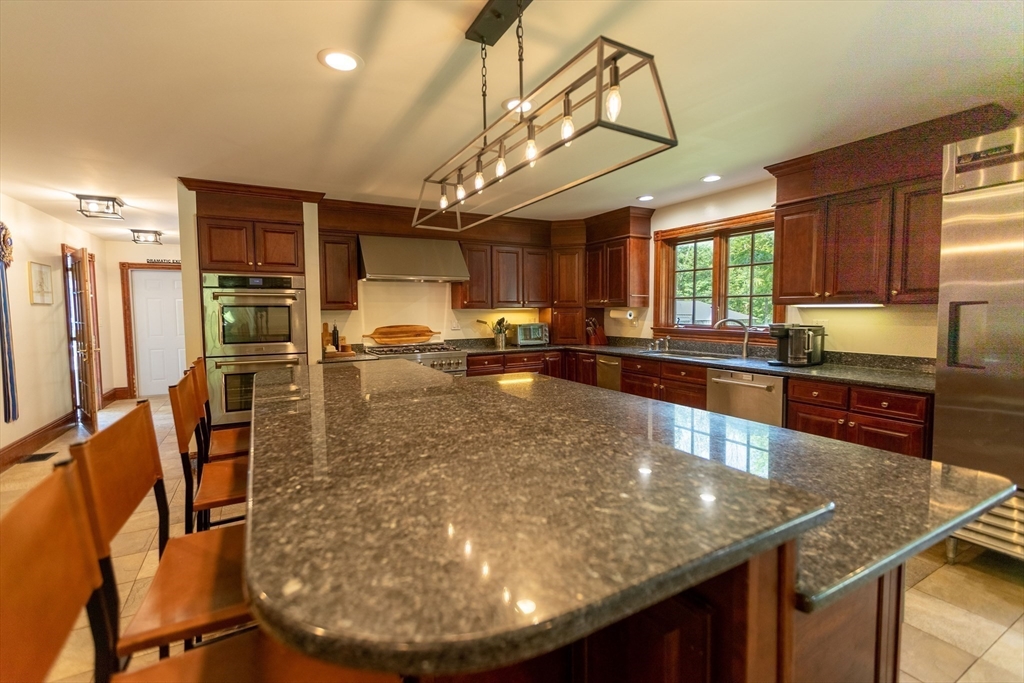 Hardwick, Massachusetts, 01037, United States, 5 Bedrooms Bedrooms, ,5 BathroomsBathrooms,Residential,For Sale,1904254