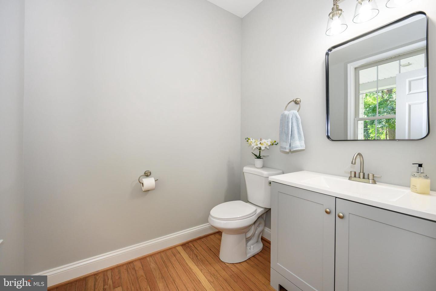 Stevensville, Maryland, 21666, United States, 5 Bedrooms Bedrooms, ,3 BathroomsBathrooms,Residential,For Sale,1938854