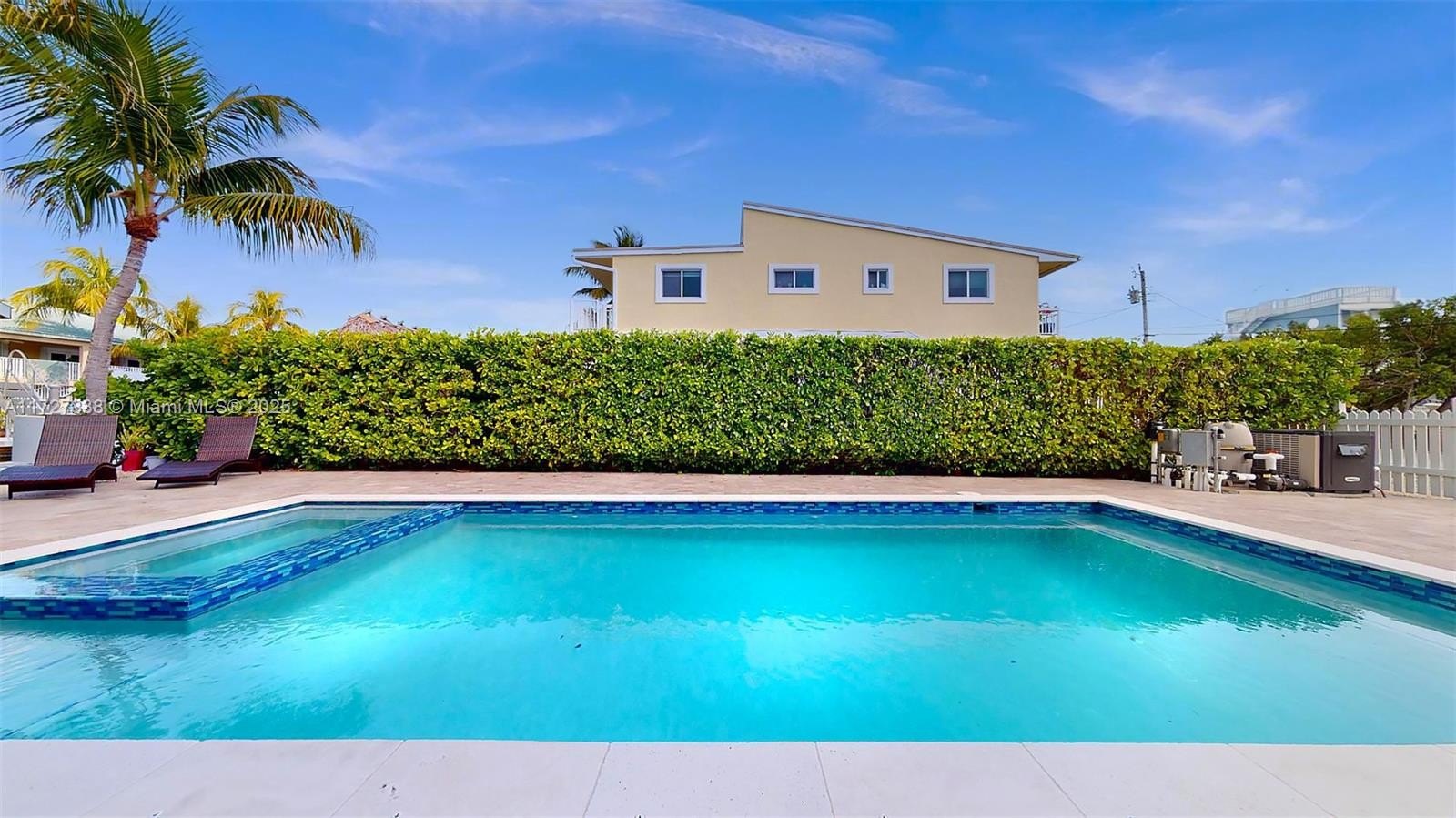 Key Largo, Florida, 33037, United States, 3 Bedrooms Bedrooms, ,3 BathroomsBathrooms,Residential,For Sale,1975772