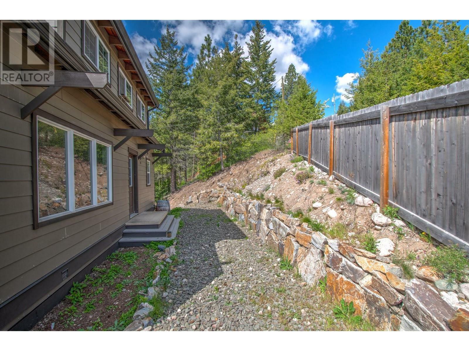 VERNON, British Columbia, V1H 2B9, CA, 3 Bedrooms Bedrooms, ,2 BathroomsBathrooms,Residential,For Sale,1836897