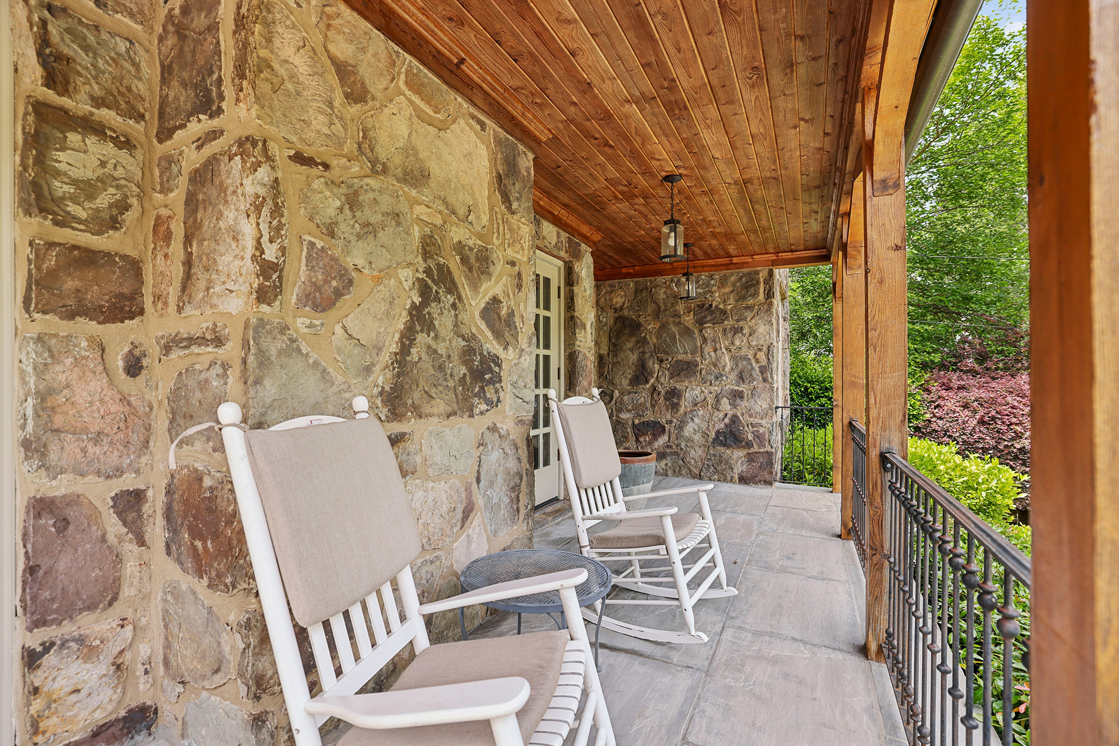  Perfect Blend of Comfort, Style, and Convenience in Virginia Highland - 物件實景
