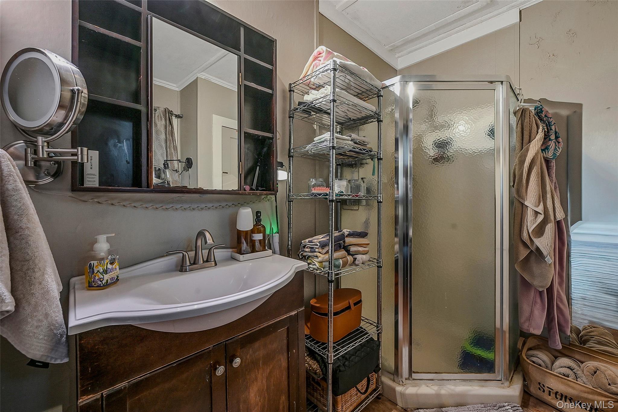 Greenport, New York, 11944, United States, 5 Bedrooms Bedrooms, ,3 BathroomsBathrooms,Residential,For Sale,1994545