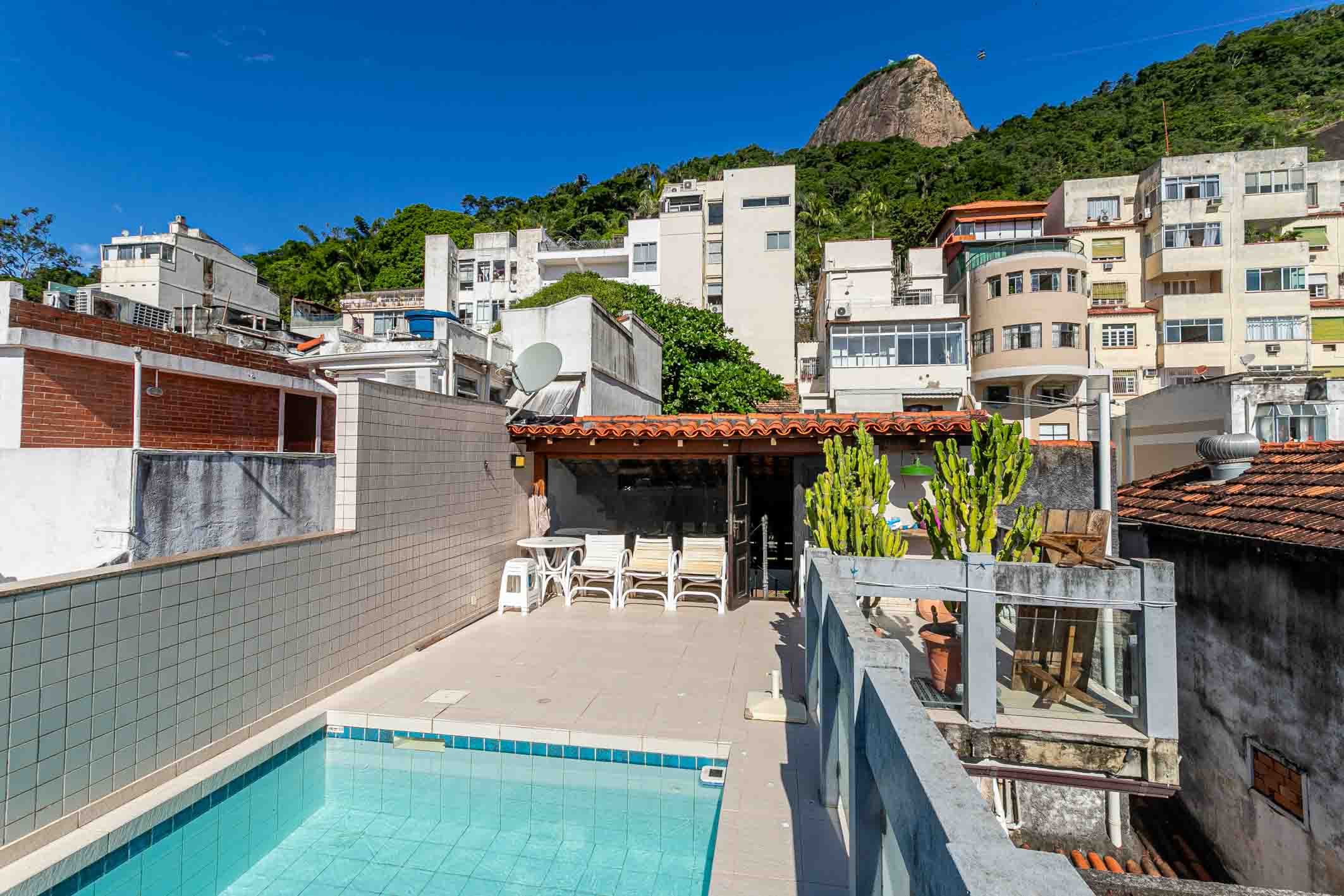 House on a quiet street in Urca with views of Pão de Açúcar - 物件實景