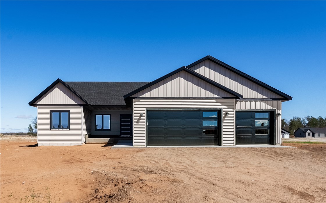 Chippewa Falls, Wisconsin, 54729, United States, 5 Bedrooms Bedrooms, ,3 BathroomsBathrooms,Residential,For Sale,1795150