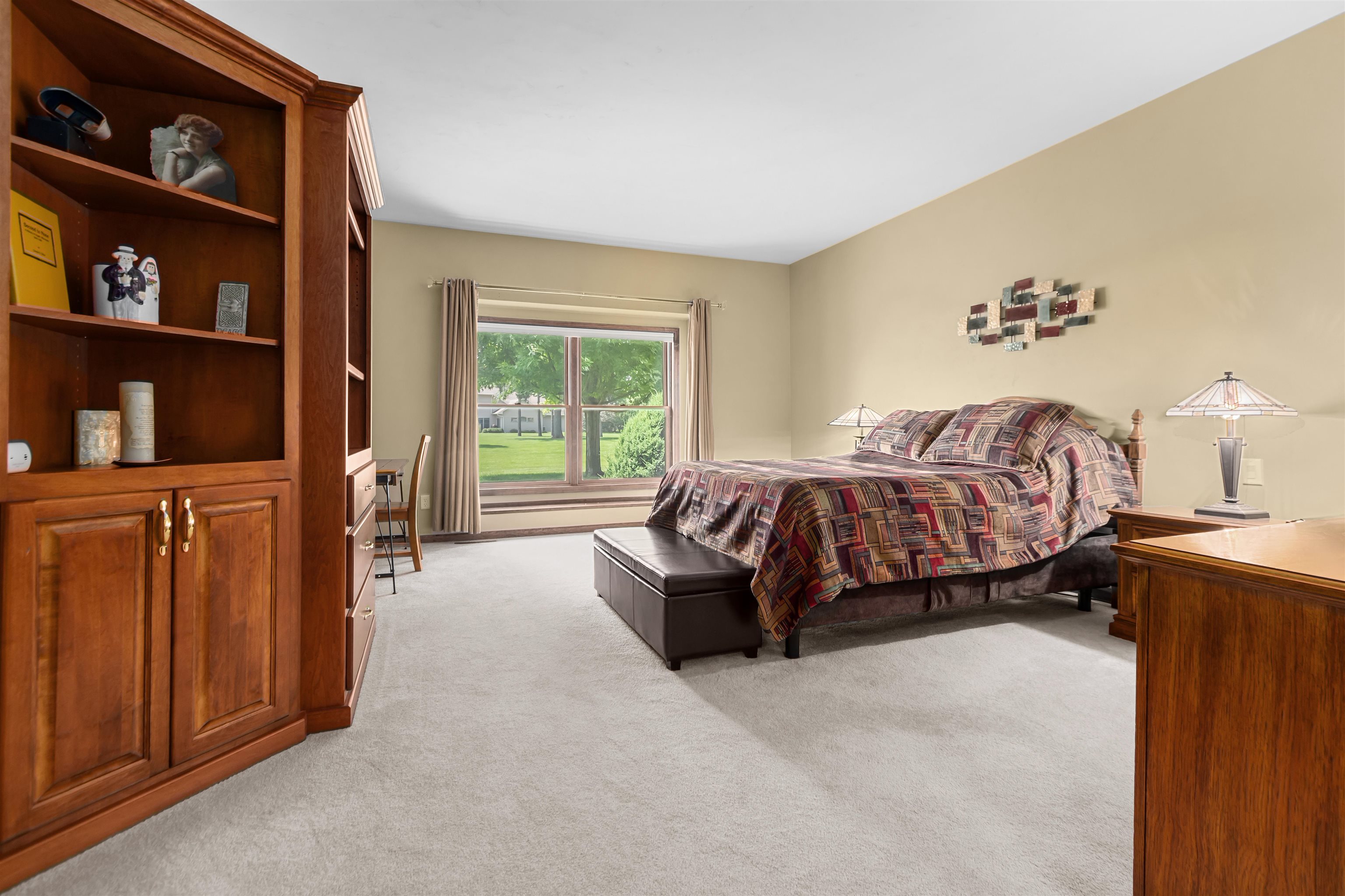 Menasha, Wisconsin, 54952, United States, 3 Bedrooms Bedrooms, ,3 BathroomsBathrooms,Residential,For Sale,1981265