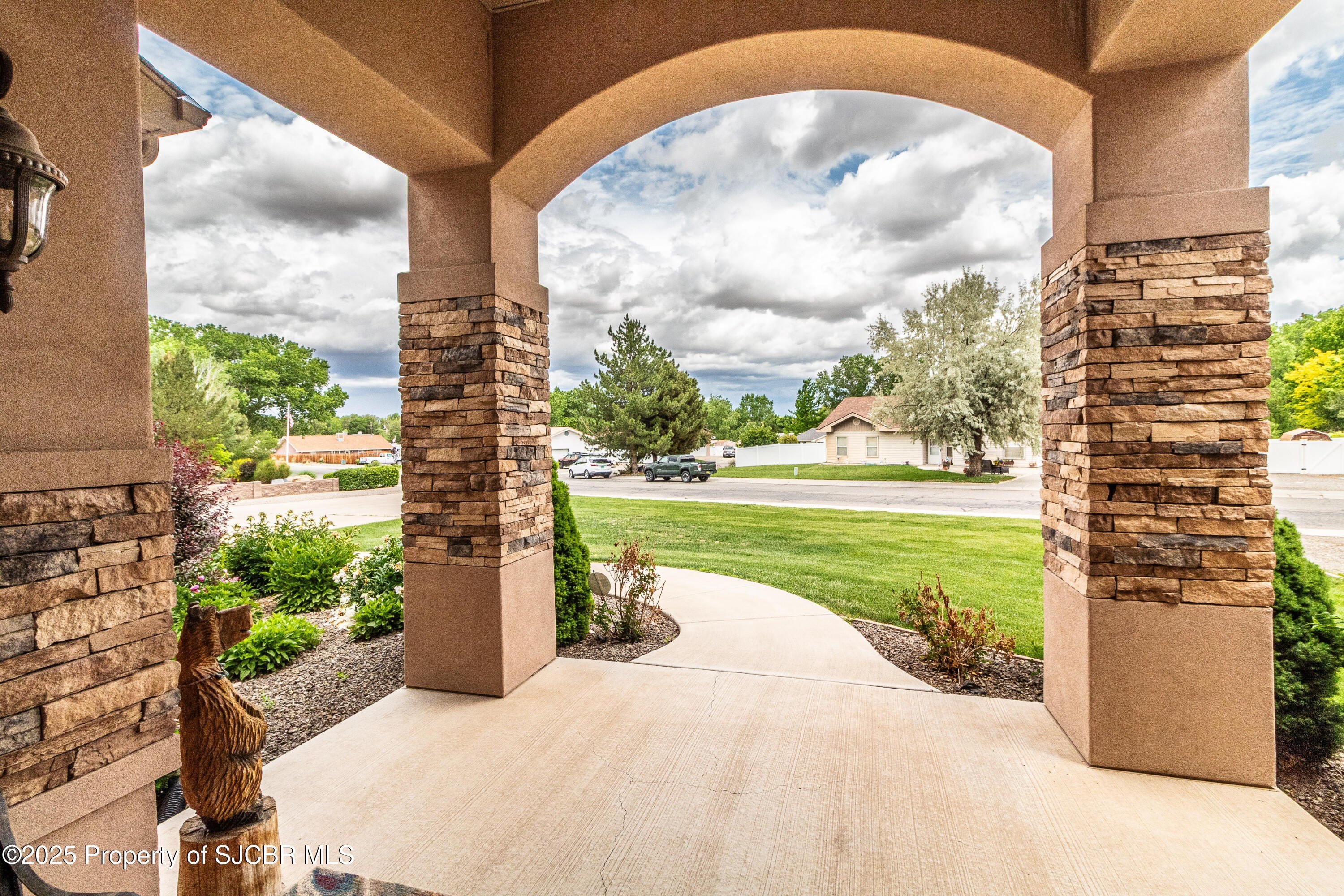 Aztec, New Mexico, 87410, United States, 4 Bedrooms Bedrooms, ,4 BathroomsBathrooms,Residential,For Sale,1857404