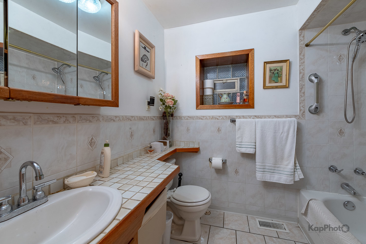 Chicago, Illinois, 60608, United States, 3 Bedrooms Bedrooms, ,5 BathroomsBathrooms,Residential,For Sale,1986120