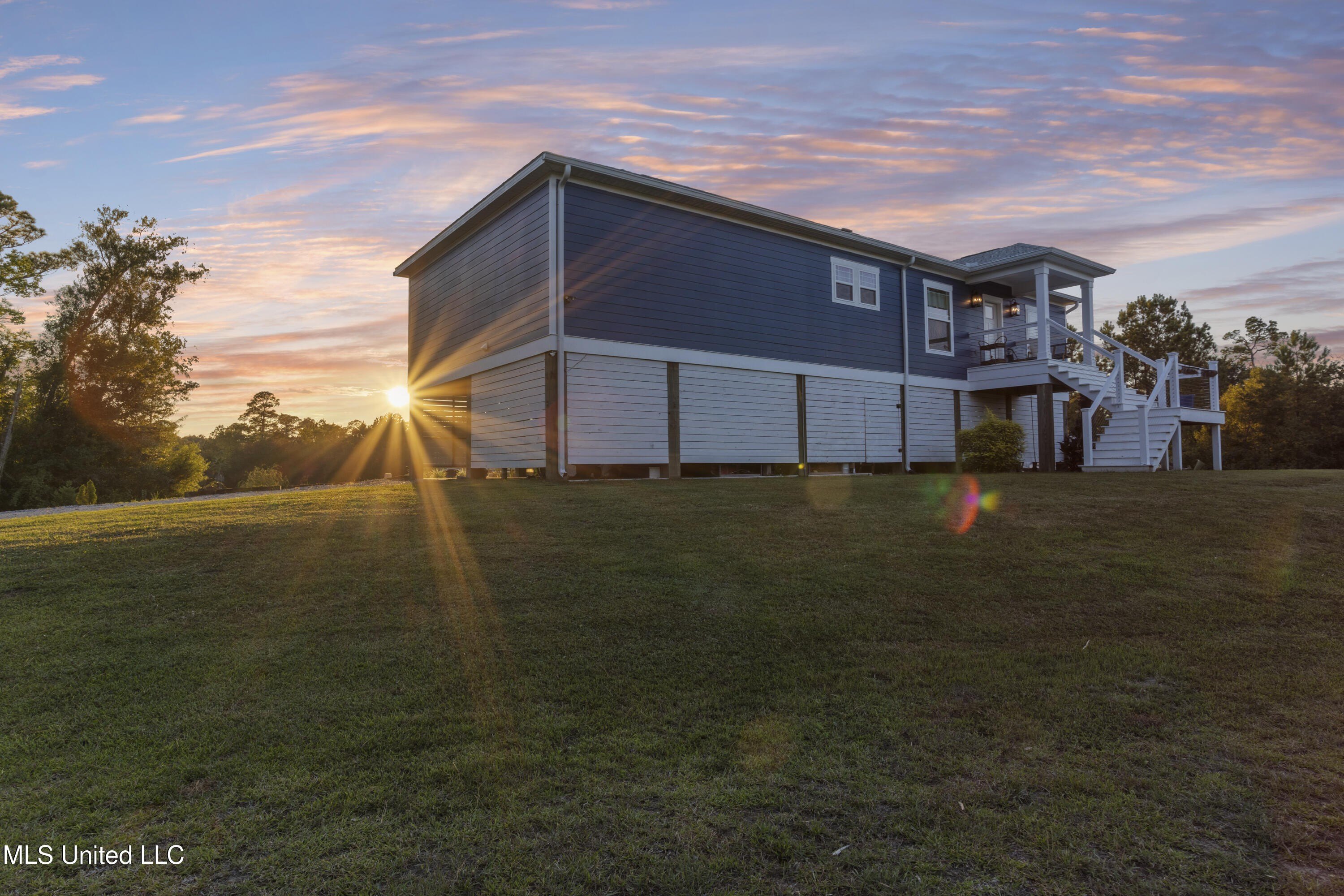 Biloxi, Mississippi, 39532, United States, 3 Bedrooms Bedrooms, ,2 BathroomsBathrooms,Residential,For Sale,1977192