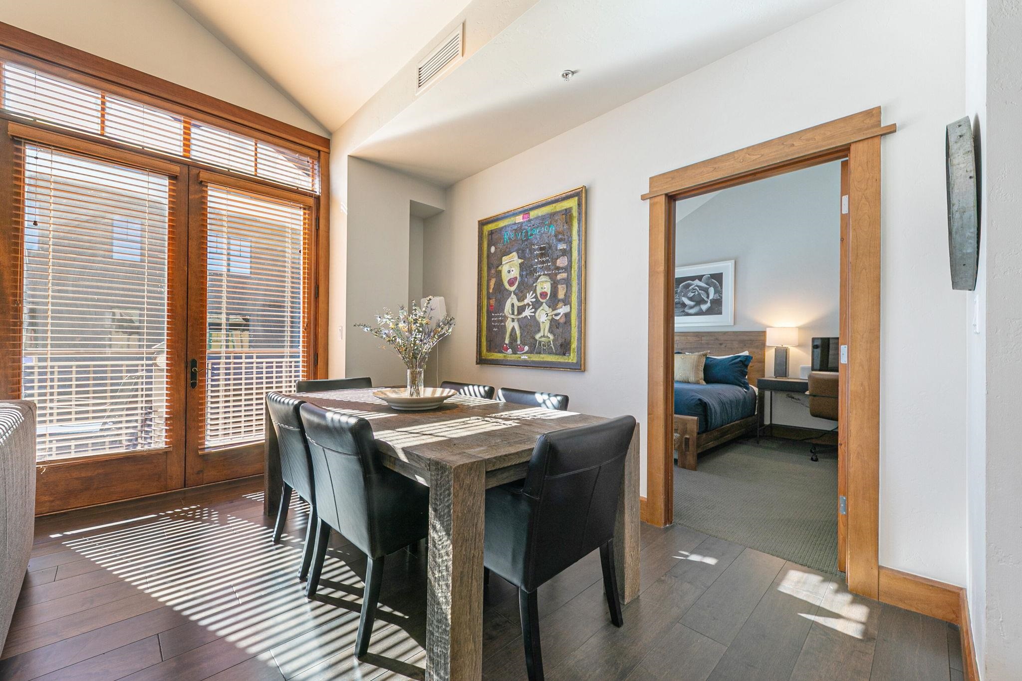 Truckee, California, 96161, United States, 2 Bedrooms Bedrooms, ,2 BathroomsBathrooms,Residential,For Sale,1999045