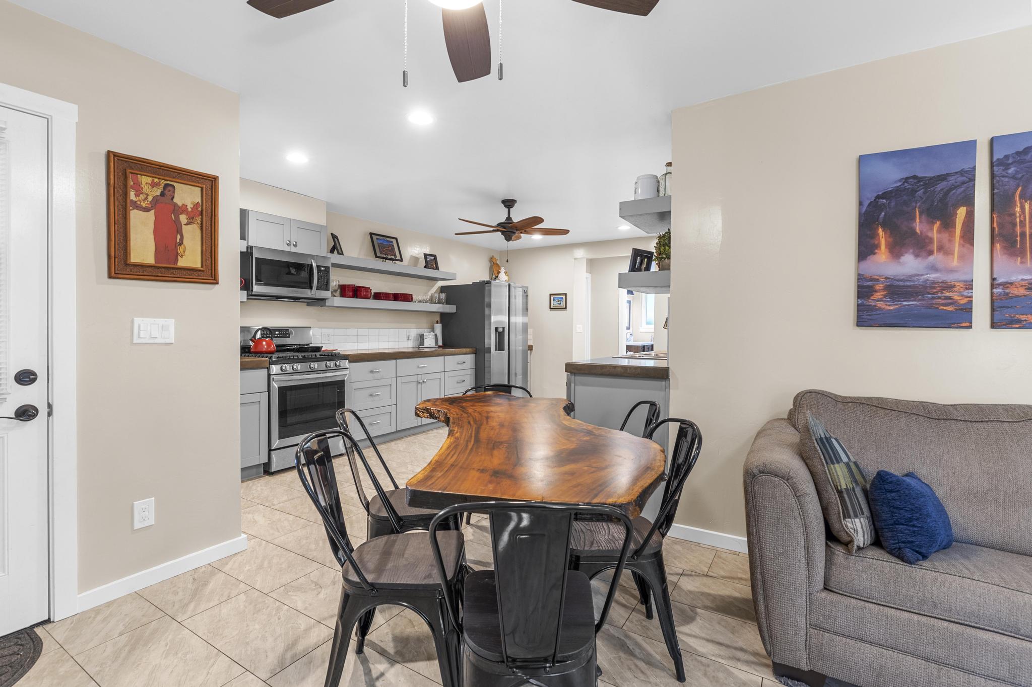 Pahoa, Hawaii, 96778, United States, 4 Bedrooms Bedrooms, ,3 BathroomsBathrooms,Residential,For Sale,1885525