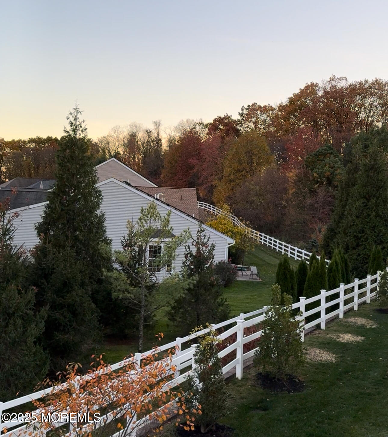 Parlin, New Jersey, 08859, United States, 2 Bedrooms Bedrooms, ,3 BathroomsBathrooms,Residential,For Sale,1989298