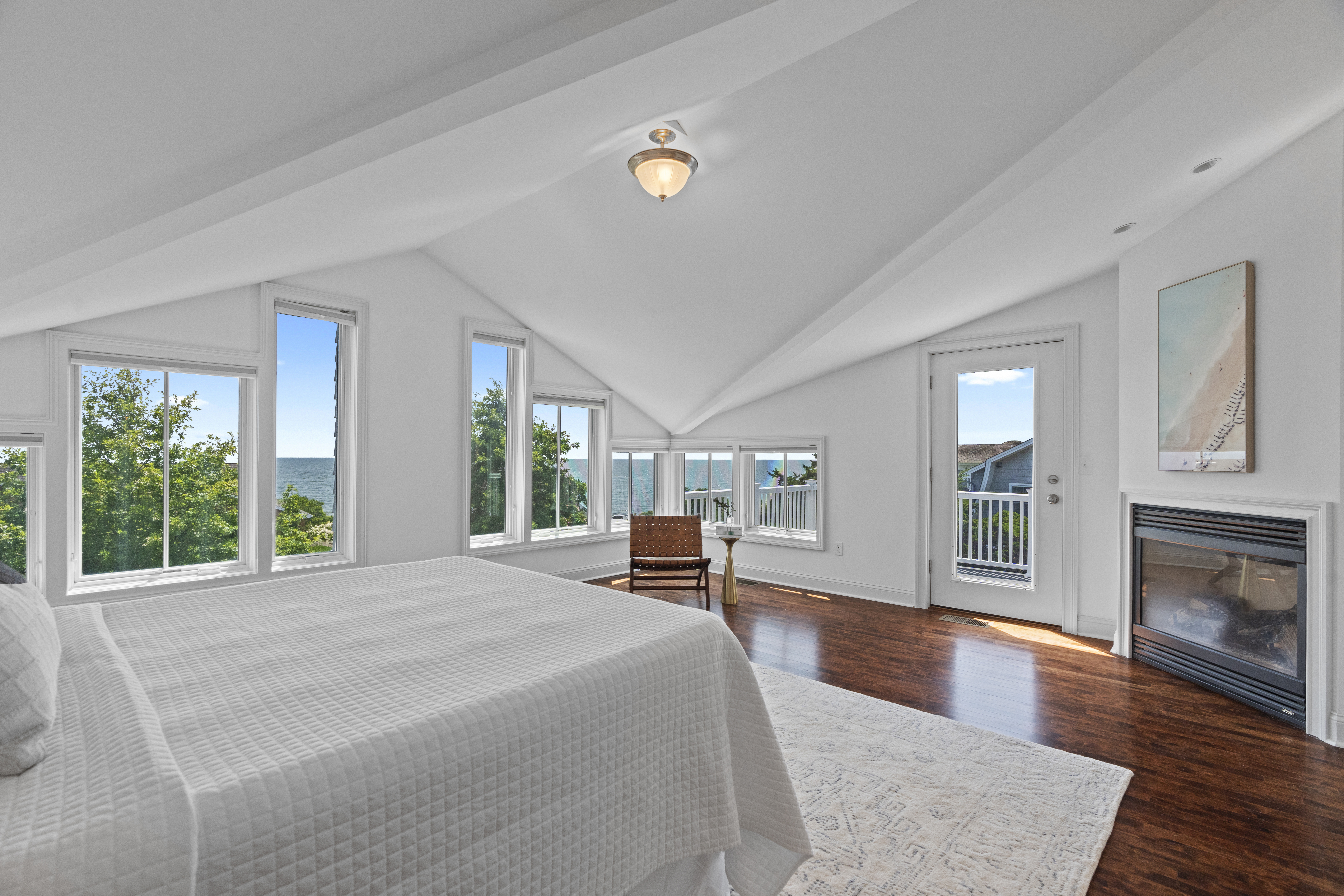  64 Webster Point Road - 物件實景