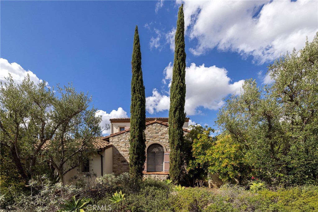 Irvine, California, 92603, United States, 7 Bedrooms Bedrooms, ,8 BathroomsBathrooms,Residential,For Sale,1991295