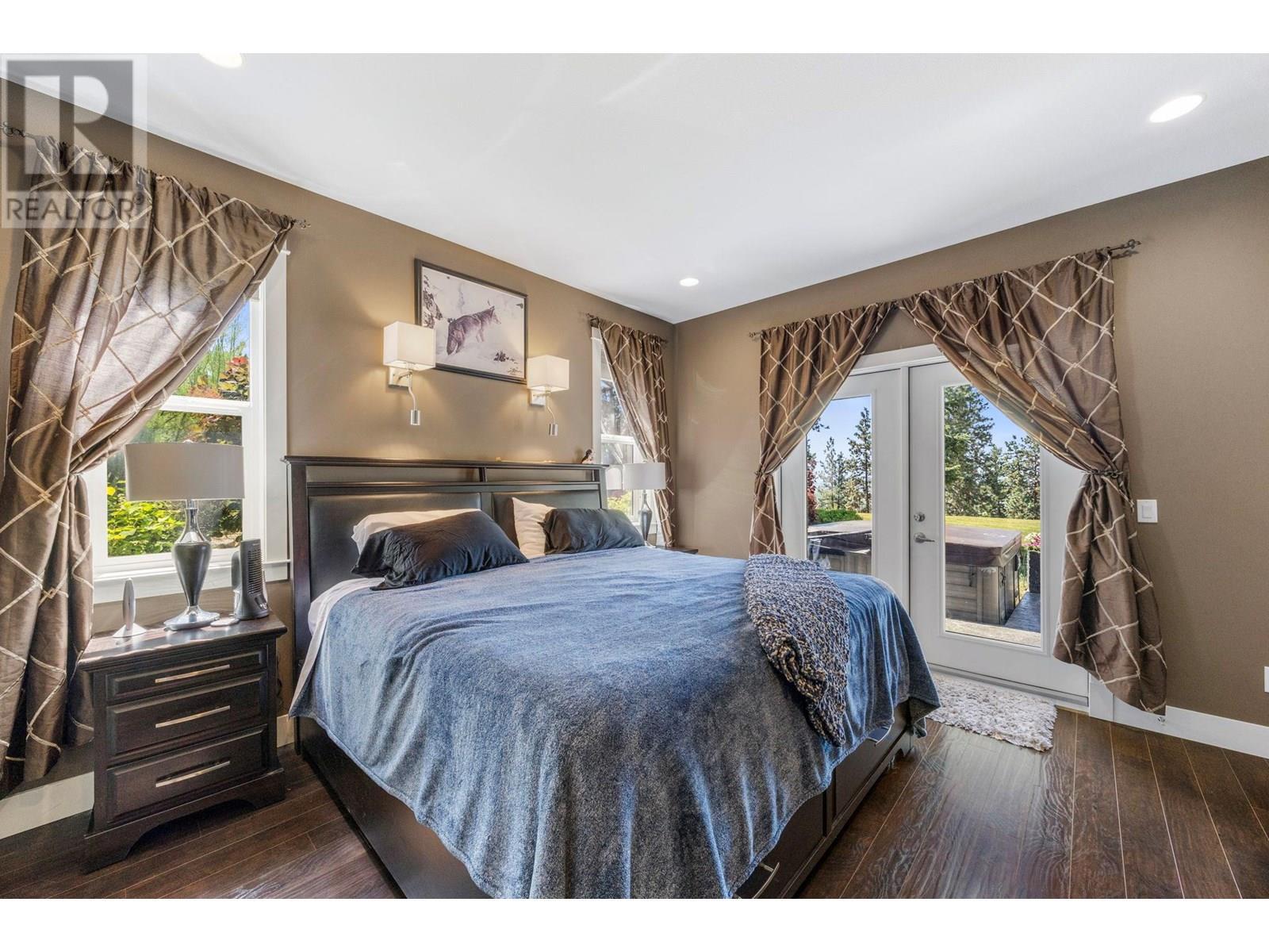 KELOWNA, British Columbia, V1X 7V3, CA, 4 Bedrooms Bedrooms, ,2 BathroomsBathrooms,Residential,For Sale,1948769
