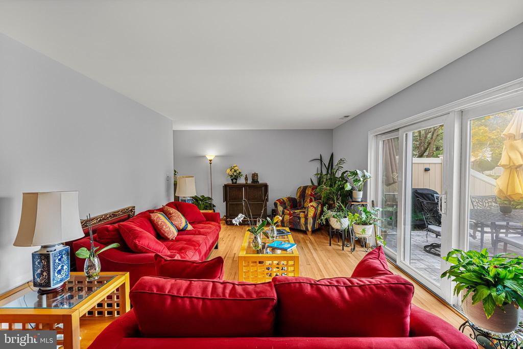 Plainsboro, New Jersey, 08536, United States, 3 Bedrooms Bedrooms, ,3 BathroomsBathrooms,Residential,For Sale,1975550