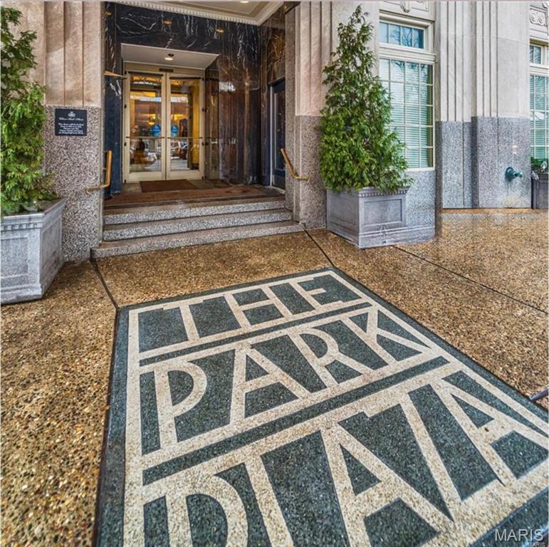 St Louis, Missouri, 63108, United States, 1 Bedroom Bedrooms, ,1 BathroomBathrooms,Residential,For Sale,1729096