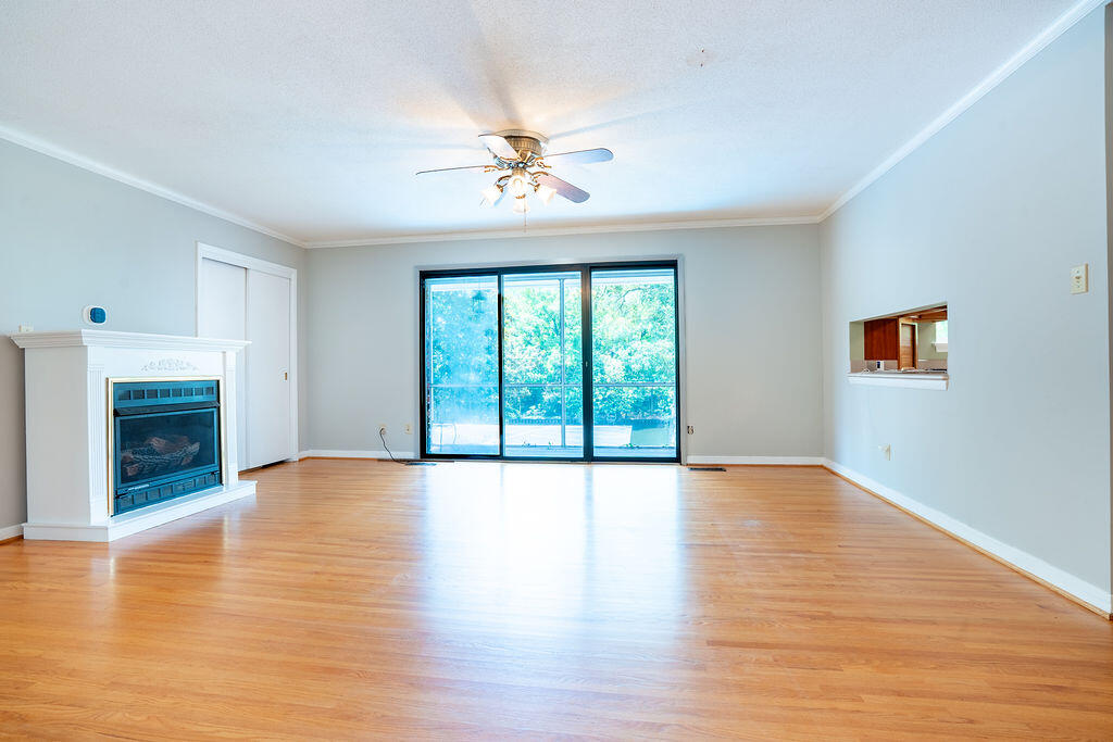 Fort Walton Beach, Florida, 32547, United States, 4 Bedrooms Bedrooms, ,3 BathroomsBathrooms,Residential,For Sale,1807234