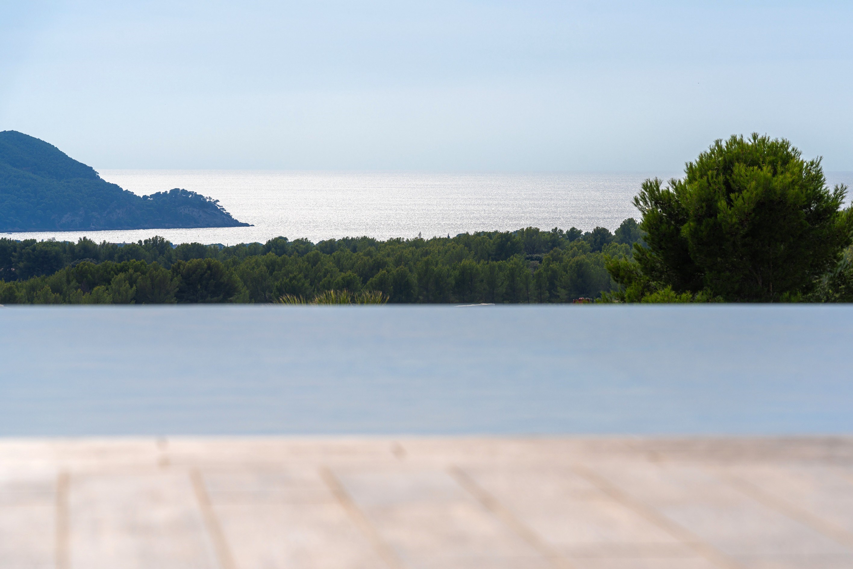  La Cadière-d’Azur – Contemporary Villa with Sea View, Infinity Pool and Mini Go… - 物件實景