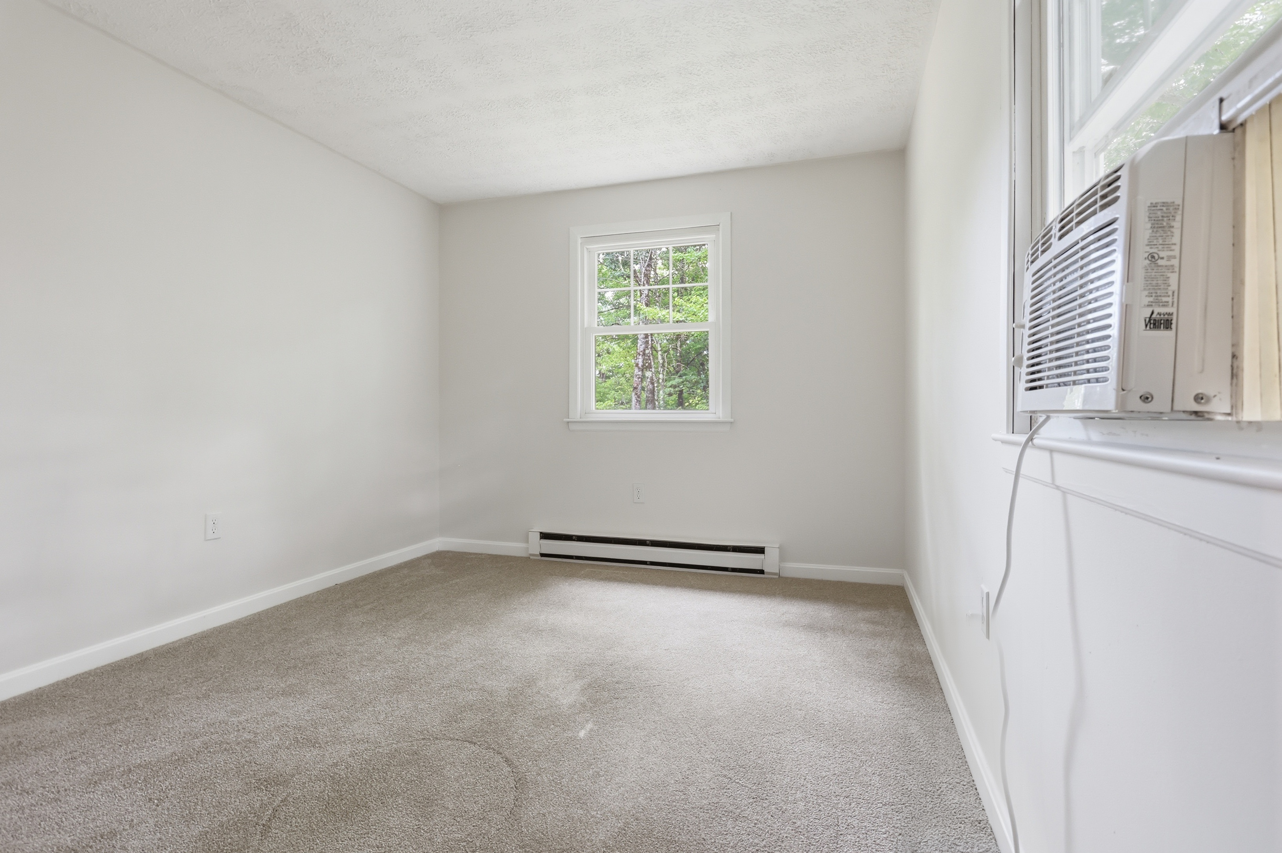  42 Jason Drive, Goffstown, NH 03045 - 物件實景