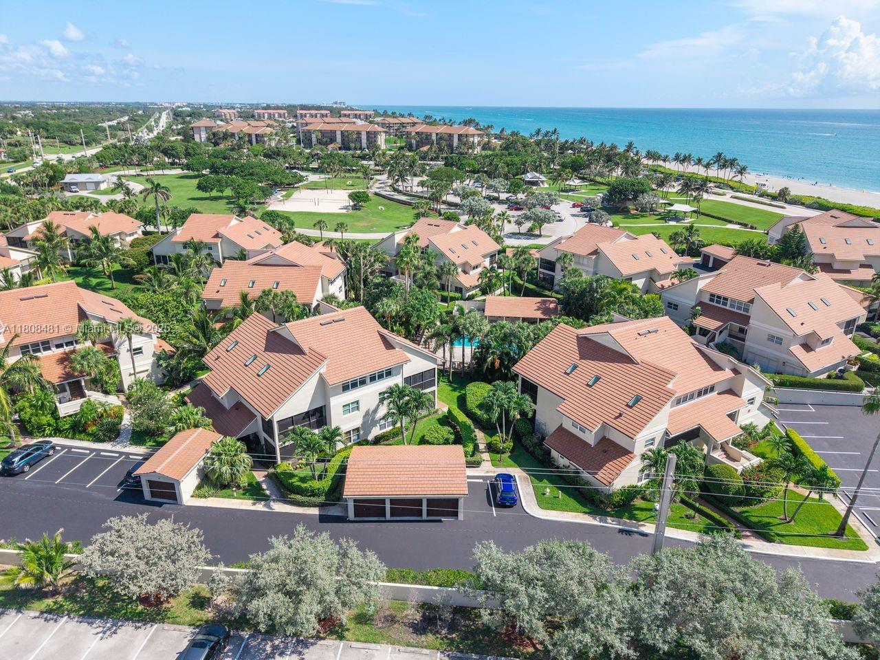 Jupiter, Florida, 33477, United States, 3 Bedrooms Bedrooms, ,2 BathroomsBathrooms,Residential,For Sale,1827227