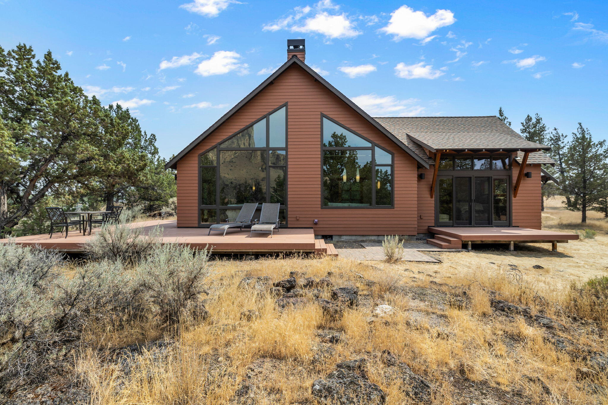 9210 NE Smith Rock Loop, Terrebonne, Oregon, 97760, United States, 2 Bedrooms Bedrooms, ,3 BathroomsBathrooms,Residential,For Sale,9210 NE Smith Rock Loop,1591545