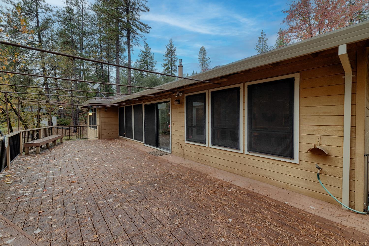 Grass Valley, California, 95949, United States, 3 Bedrooms Bedrooms, ,3 BathroomsBathrooms,Residential,For Sale,1992571