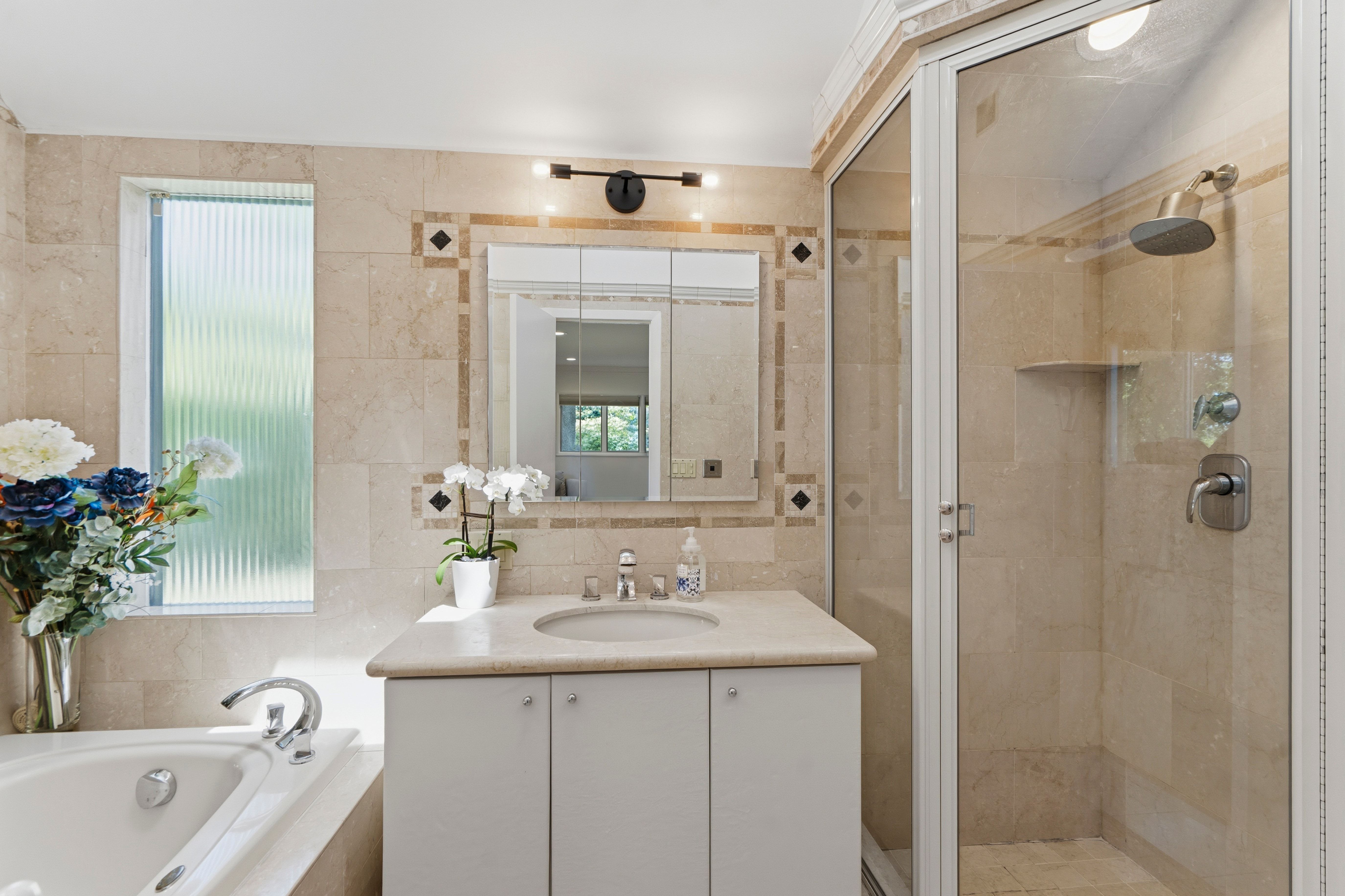  155 Birch Drive, East Hills, NY 11576 - 物件實景