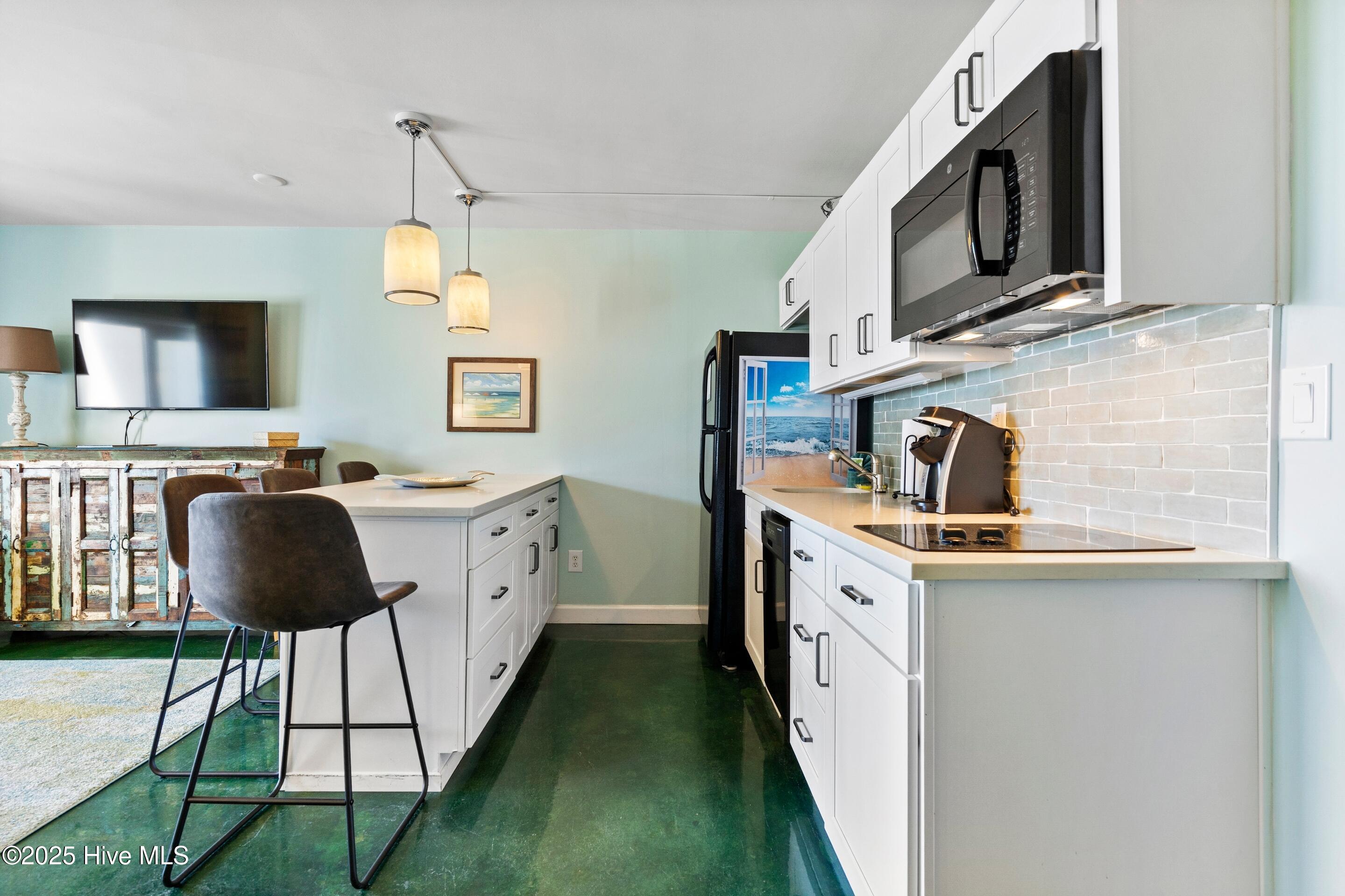 Wrightsville Beach, North Carolina, 28480, United States, 1 Bedroom Bedrooms, ,1 BathroomBathrooms,Residential,For Sale,1950442