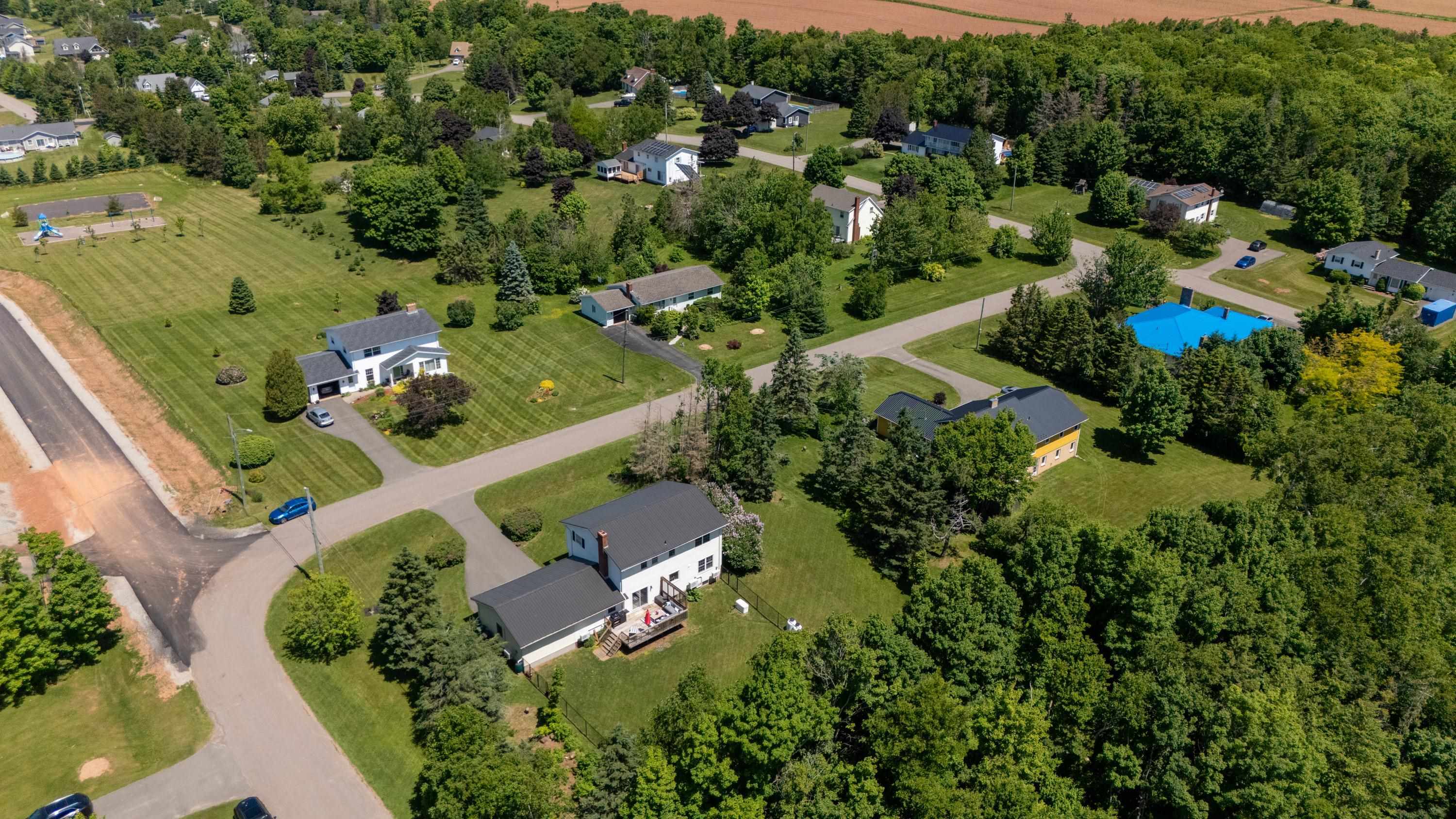 STRATFORD, Prince Edward Island, C1B 1K9, CA, 4 Bedrooms Bedrooms, ,3 BathroomsBathrooms,Residential,For Sale,1877529