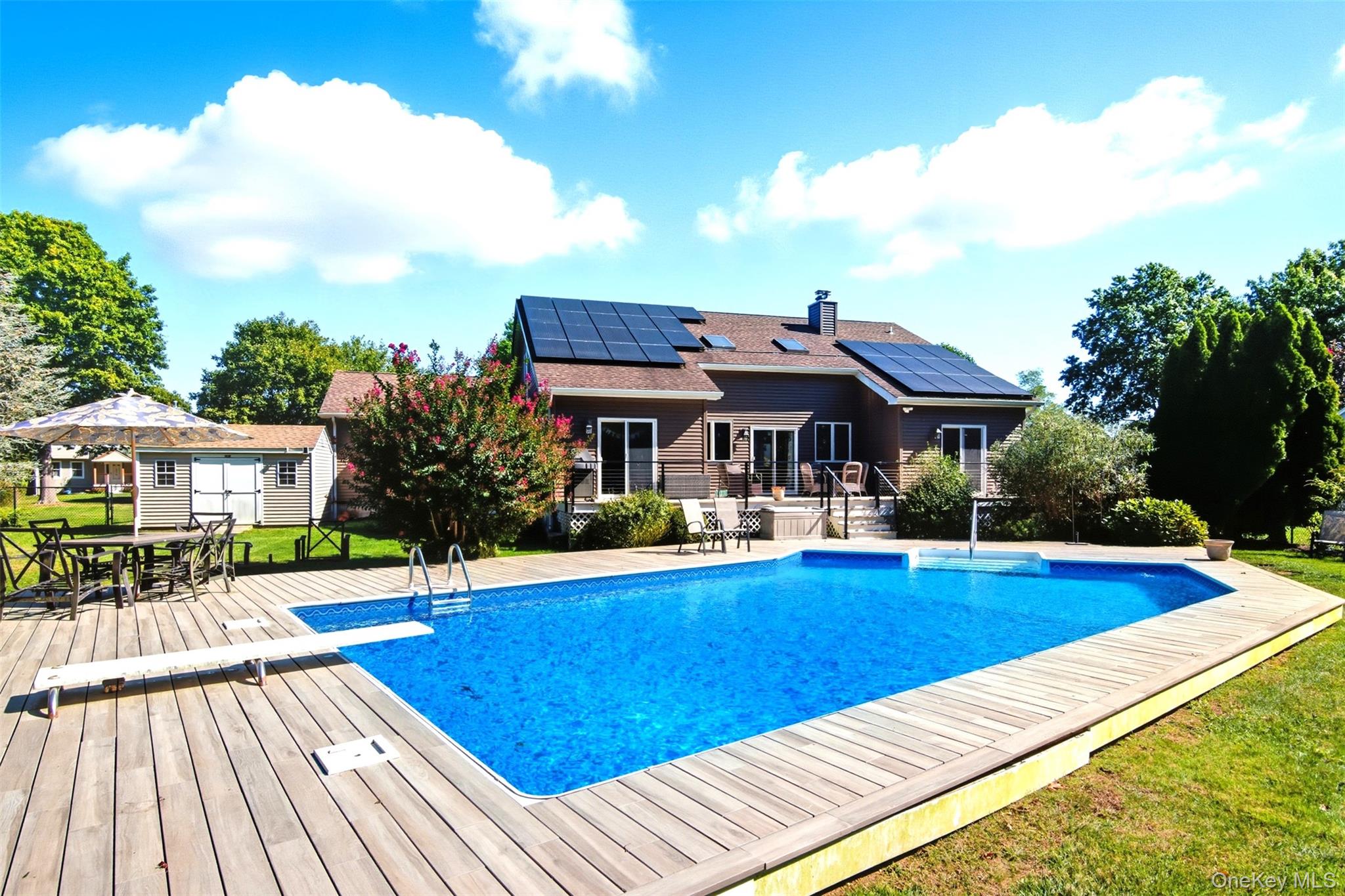 Jamesport, New York, 11947, United States, 4 Bedrooms Bedrooms, ,3 BathroomsBathrooms,Residential,For Sale,2002985